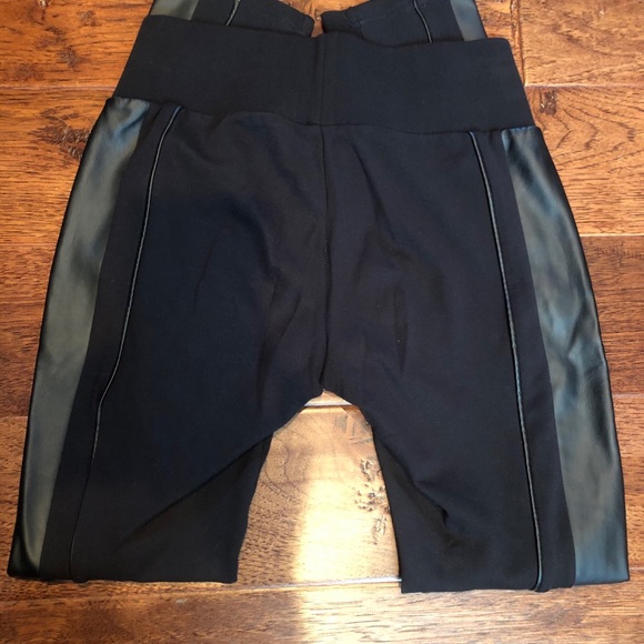 ***SOLD***2B Bebe pants - Picture 3 of 3